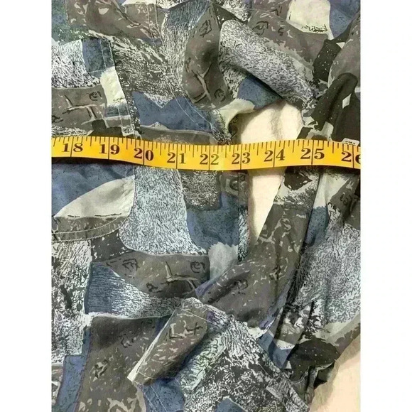 Vintage 80's Chivalry Silk Shirt Men's Size Large Abstract Long Sleeve Button Up - Picture 4 of 9